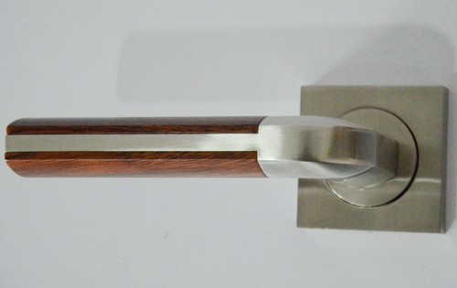 Internal external door handle - door,